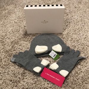 Kate spade hat and glove set